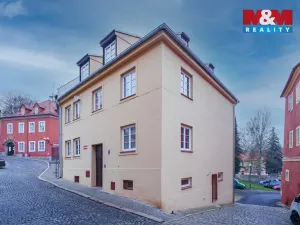 Pronájem bytu 1+1, Cheb, Cechovní, 36 m2