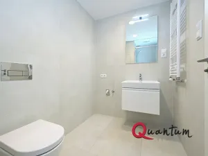 Pronájem bytu 2+kk, Praha - Vysočany, Poděbradská, 50 m2