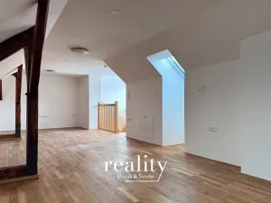 Pronájem atypického bytu, Moravské Budějovice, Gymnazijní, 73 m2