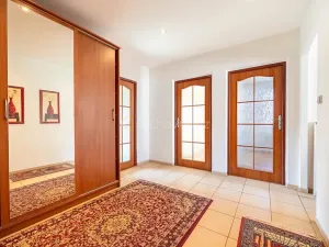 Prodej bytu 4+1, Praha - Hostivař, Bělinského, 77 m2