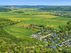 Prodej podílu pozemku, Veverská Bítýška, M. Kudeříkové, 6811 m2