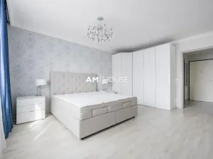 Pronájem bytu 2+kk, Praha - Vysočany, Strnadových, 56 m2