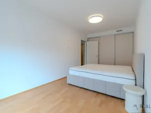 Pronájem bytu 2+kk, Ostrava, Dlouhá, 57 m2