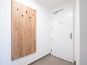 Pronájem bytu 1+kk, Praha - Prosek, Litoměřická, 32 m2