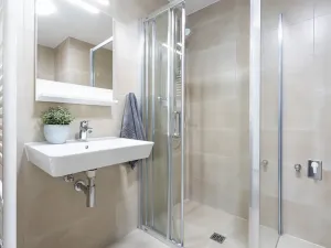 Pronájem bytu 2+kk, Praha - Hloubětín, Sobí, 54 m2