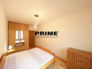 Pronájem bytu 2+kk, Praha - Žižkov, Jeseniova, 54 m2