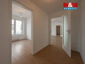 Prodej bytu 3+kk, Benešov, Dukelská, 83 m2