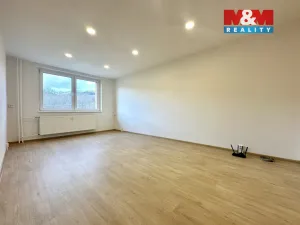 Pronájem bytu 3+1, Klášterec nad Ohří, Dlouhá, 80 m2