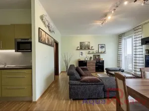 Prodej bytu 2+kk, Karlovy Vary, Libušina, 70 m2