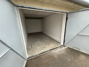 Pronájem garáže, Brno, Lomená, 14 m2