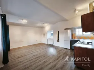 Pronájem bytu 1+kk, Praha - Michle, Nuselská, 31 m2