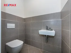 Prodej bytu 3+kk, Praha - Dolní Měcholupy, Kardausova, 84 m2