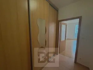Pronájem bytu 1+kk, Praha - Letňany, Beranových, 31 m2
