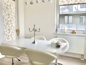 Pronájem bytu 4+kk, Praha - Strašnice, Zvěřinova, 117 m2