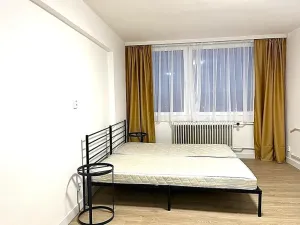 Pronájem bytu 1+kk, Praha - Radotín, Vrážská, 29 m2