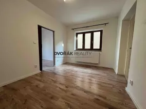 Pronájem bytu 2+1, Řevnice, 49 m2