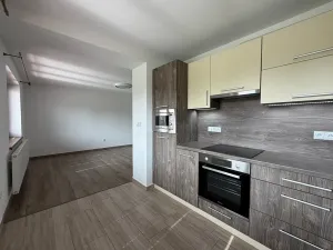 Pronájem bytu 3+1, Hradec Králové, Písečná, 67 m2