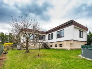 Prodej rodinného domu, Červené Pečky, Na Parkáně, 126 m2