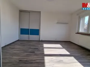 Pronájem bytu 3+1, Český Těšín, Komenského, 65 m2