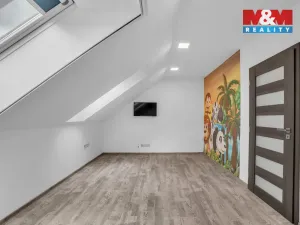 Prodej rodinného domu, Podhradí - Čejkovice, 225 m2