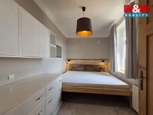 Pronájem bytu 2+kk, Karlovy Vary - Bohatice, U Trati, 69 m2
