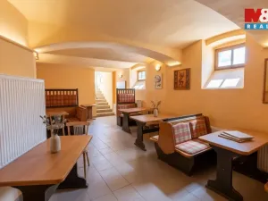 Prodej rodinného domu, České Velenice, Komenského, 650 m2