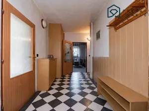 Prodej rodinného domu, Liběšice - Dobříčany, 200 m2