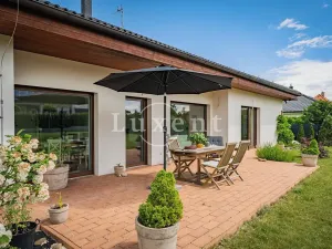 Prodej rodinného domu, Trnová, 229 m2