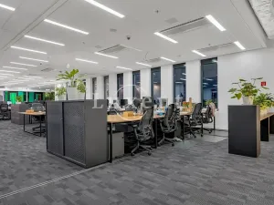 Pronájem kanceláře, Praha, Evropská, 520 m2