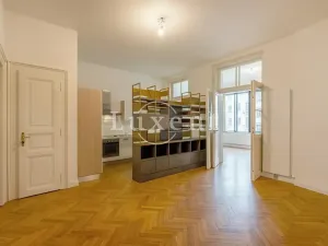 Pronájem kanceláře, Praha - Josefov, Pařížská, 138 m2