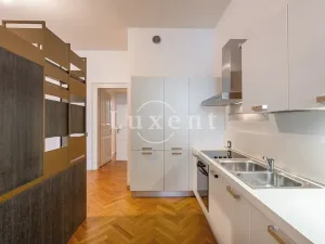 Pronájem kanceláře, Praha - Josefov, Pařížská, 138 m2