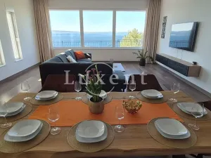 Prodej vily, Omiš, Chorvatsko, 240 m2