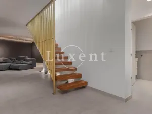 Prodej vily, Split, Chorvatsko, 320 m2