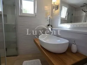 Prodej vily, Trogir, Chorvatsko, 135 m2