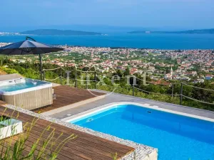 Prodej vily, Kaštela, Chorvatsko, 320 m2