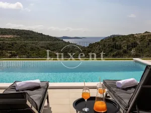 Prodej vily, Rogoznica, Chorvatsko, 220 m2