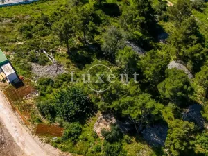 Prodej pozemku pro bydlení, Bol, Chorvatsko, 714 m2