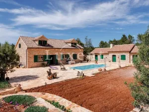 Prodej vily, Hvar, Chorvatsko, 348 m2