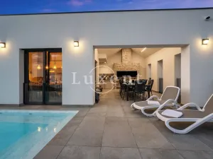 Prodej vily, Primošten, Chorvatsko, 316 m2