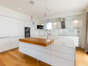 Prodej vily, Split, Chorvatsko, 1100 m2