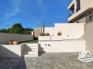 Prodej rodinného domu, Vodice, Chorvatsko, 180 m2