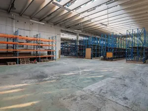 Pronájem skladu, Ostrava, Navrátilova, 30404 m2