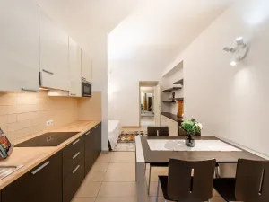 Prodej bytu 2+kk, Praha - Nové Město, Hálkova, 54 m2