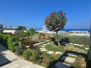 Prodej bytu 1+1, Agios Amvrosios Keryneias, Kypr, 47 m2