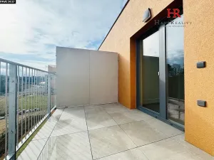 Pronájem bytu 1+kk, Benešov, Suchánkova, 41 m2