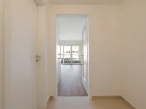 Pronájem bytu 1+kk, Praha - Hloubětín, Poděbradská, 32 m2