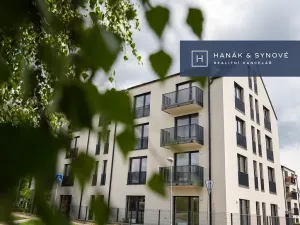 Prodej bytu 2+kk, Pohořelice, U Kasáren, 52 m2