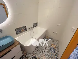 Pronájem bytu 2+kk, Pardubice, Sakařova, 51 m2