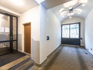 Prodej bytu 2+kk, Praha, Lucemburská, 51 m2