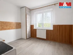 Prodej bytu 3+1, Dobev - Stará Dobev, 73 m2